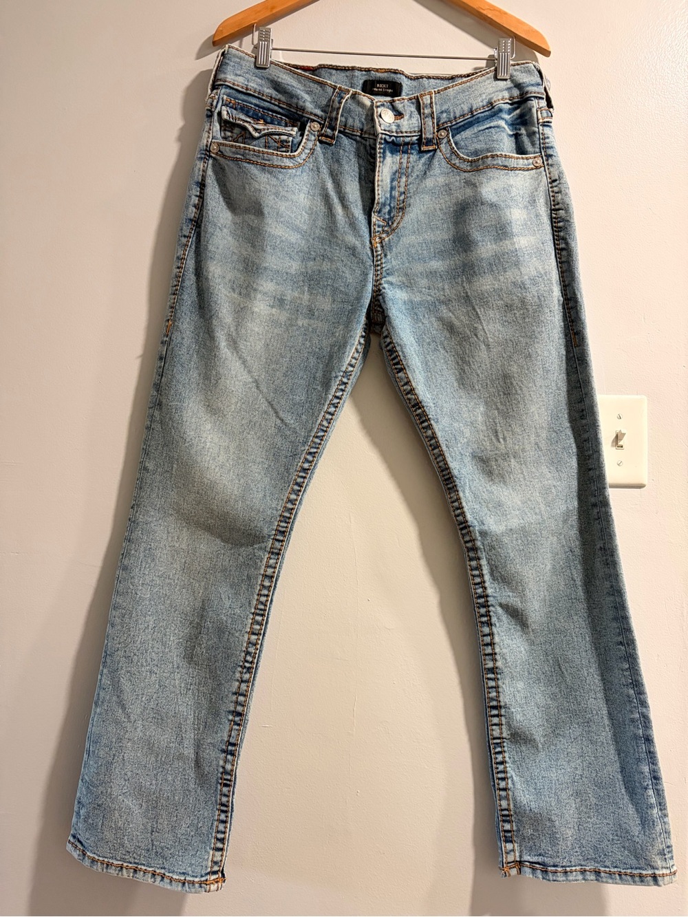 True Religion Mens Light Blue Denim Jeans - RICKY Relaxed Straight